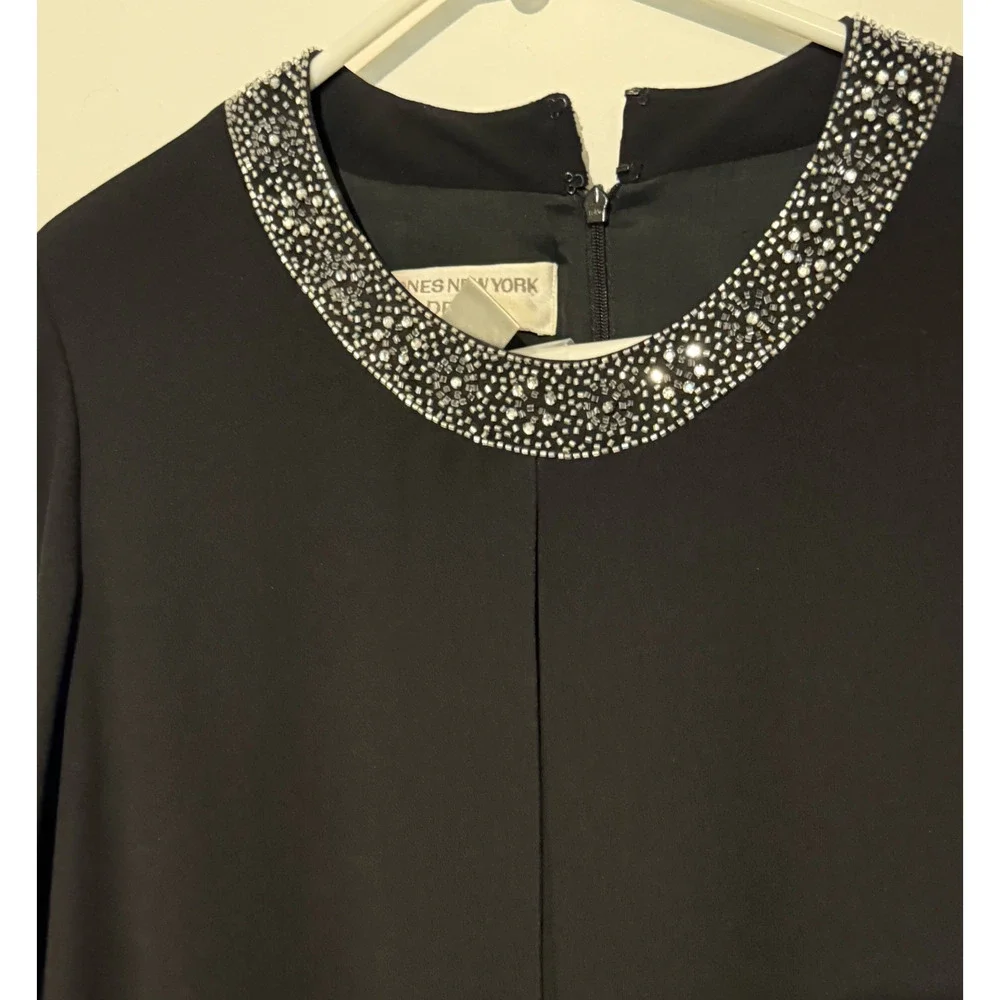 Jones New York Dress Size 12 Black Cape Swing Dress Shoulder Pads Beaded Neck - Picture 6 of 11